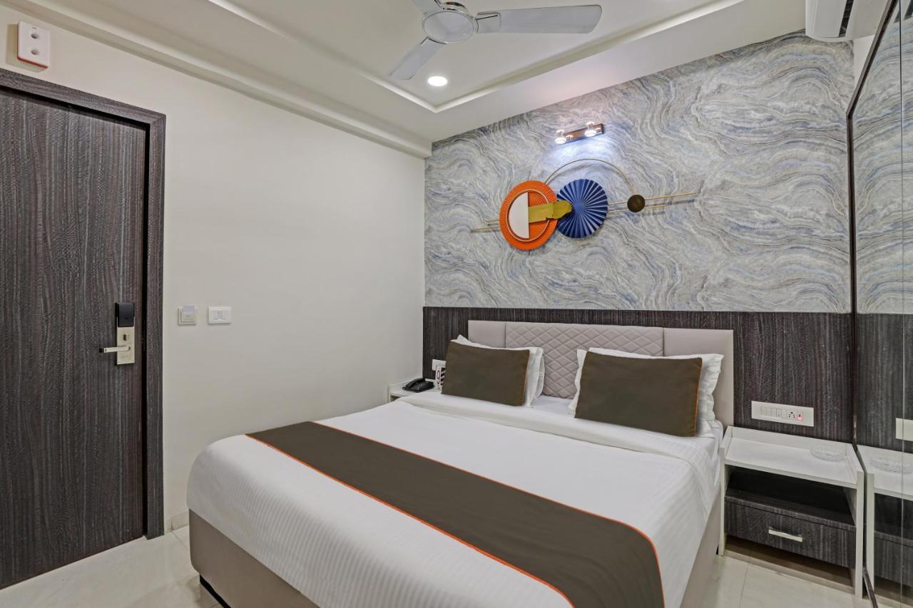 Collection O Alpha One Hotell Ahmedabad Eksteriør bilde