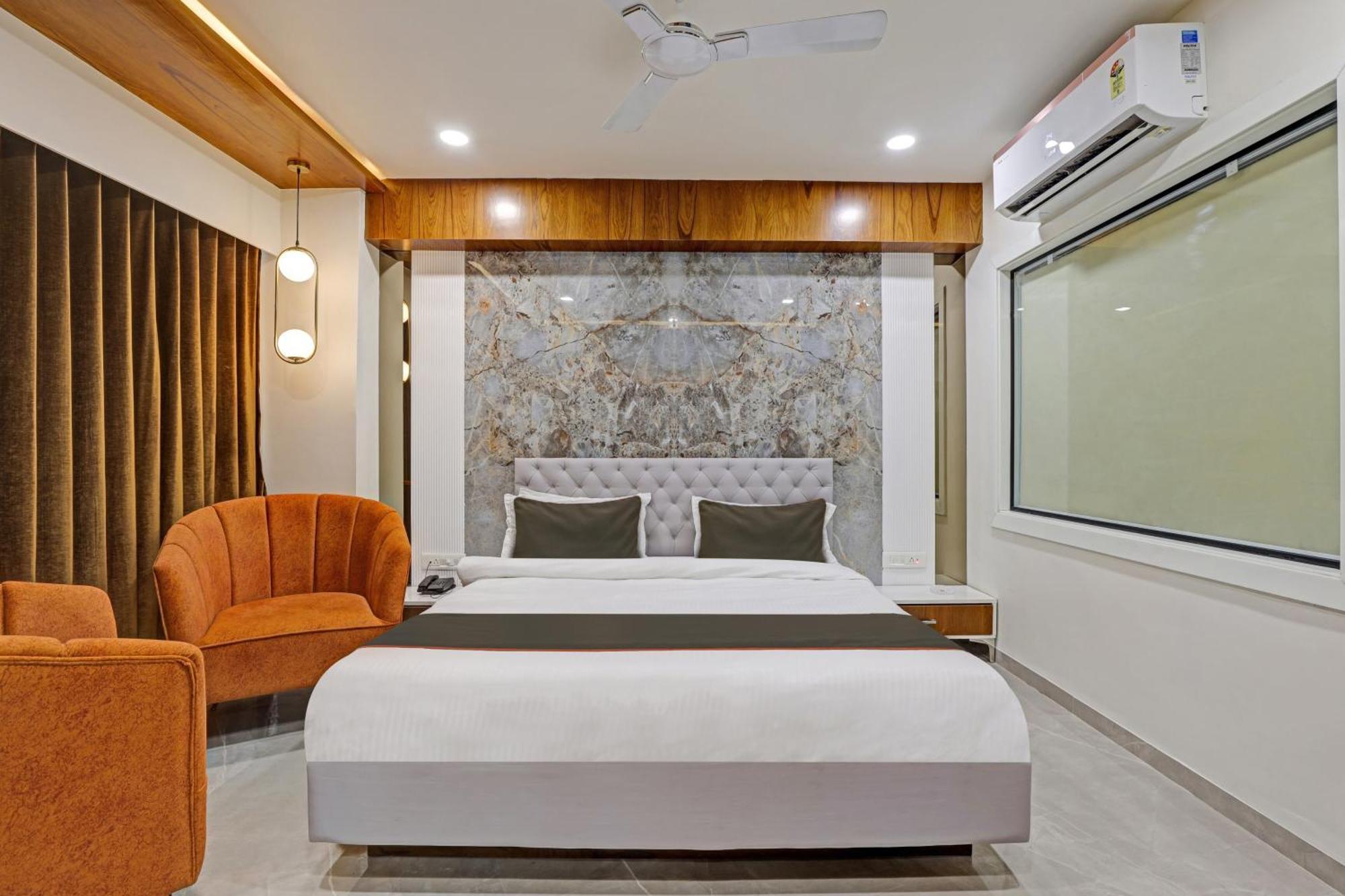 Collection O Alpha One Hotell Ahmedabad Eksteriør bilde