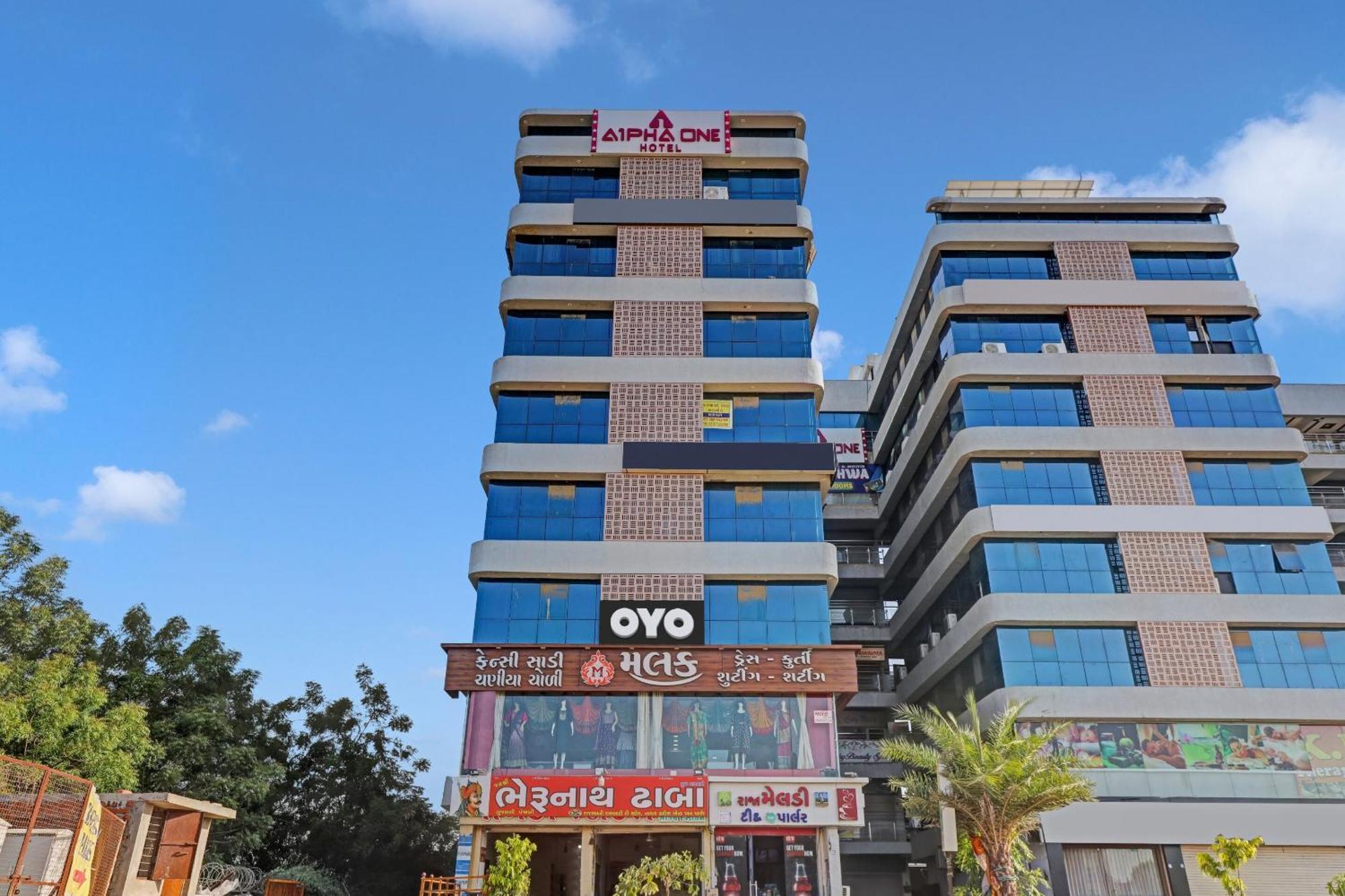 Collection O Alpha One Hotell Ahmedabad Eksteriør bilde